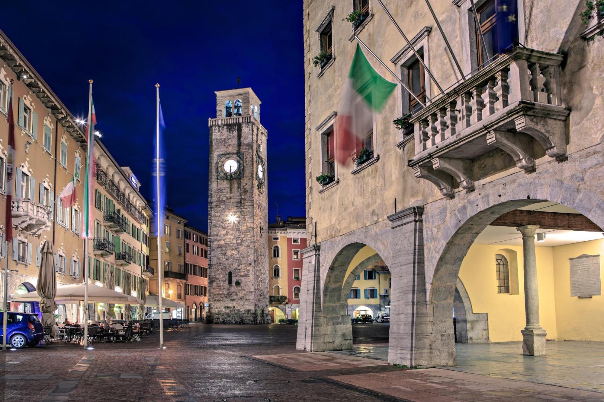 Residenza Rocca Del Lago 4 - Happy Rentals Riva del Garda Ngoại thất bức ảnh